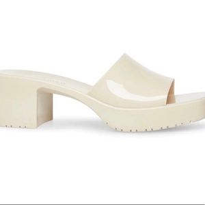 Size 9 Steve Madden Harlin bone.